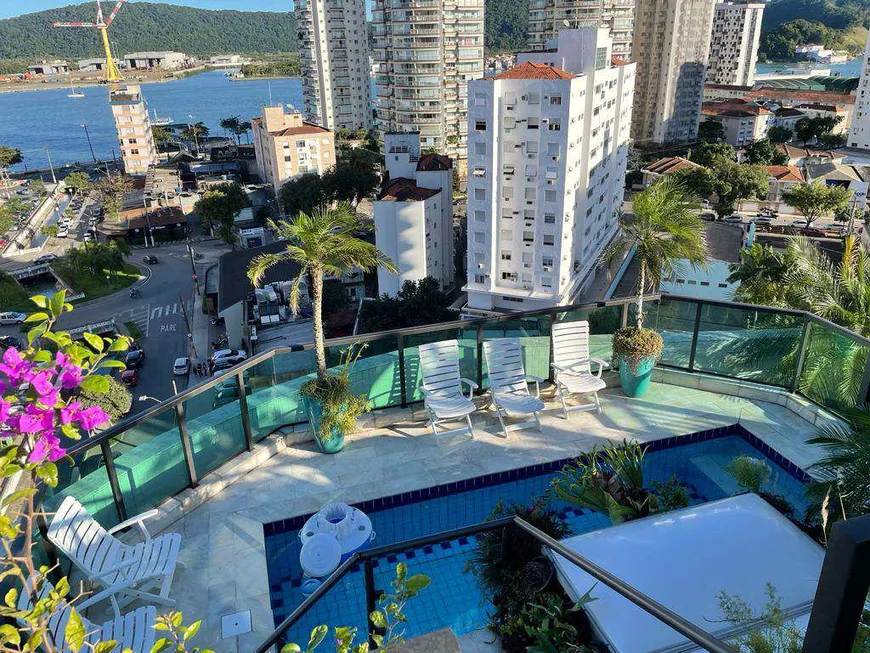 Foto 1 de Cobertura com 6 Quartos à venda, 600m² em Ponta da Praia, Santos