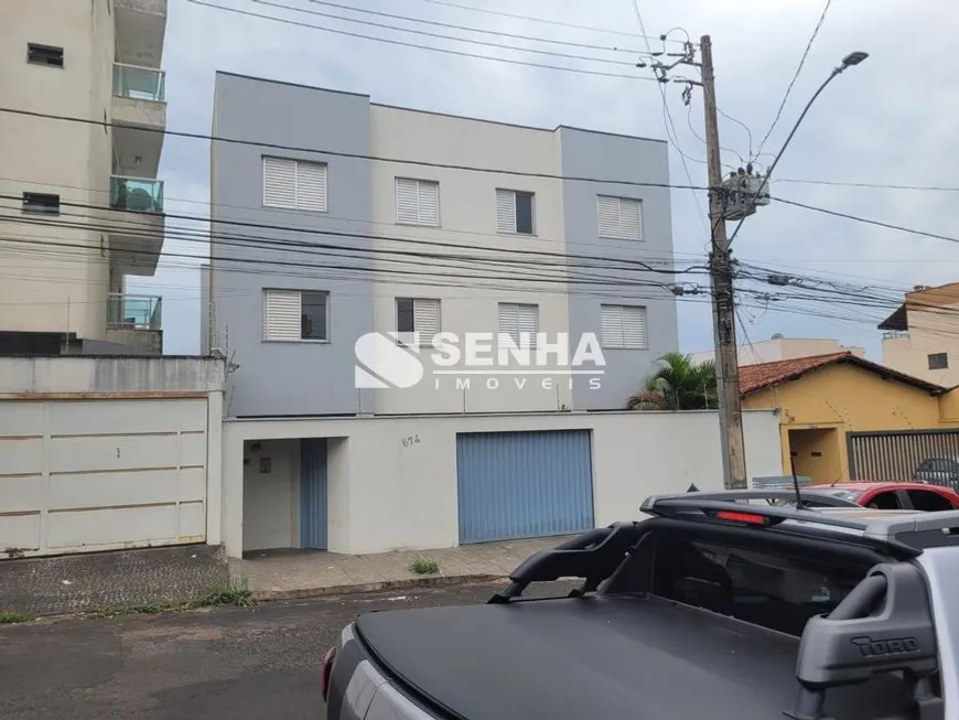 Foto 1 de Apartamento com 2 Quartos à venda, 50m² em Santa Mônica, Uberlândia