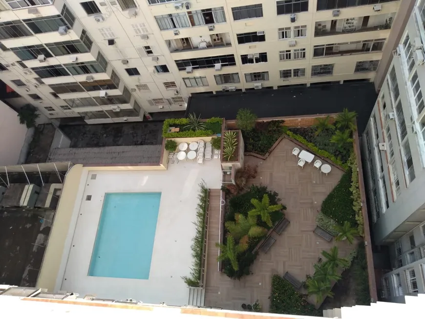 Foto 1 de Apartamento com 3 Quartos para alugar, 161m² em Copacabana, Rio de Janeiro