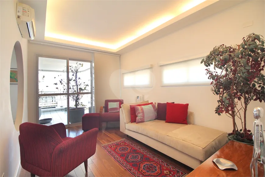 Foto 1 de Apartamento com 2 Quartos à venda, 89m² em Jardim América, São Paulo