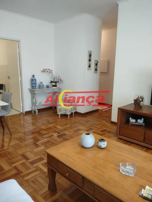 Foto 1 de Casa com 3 Quartos à venda, 194m² em Vila Rosalia, Guarulhos