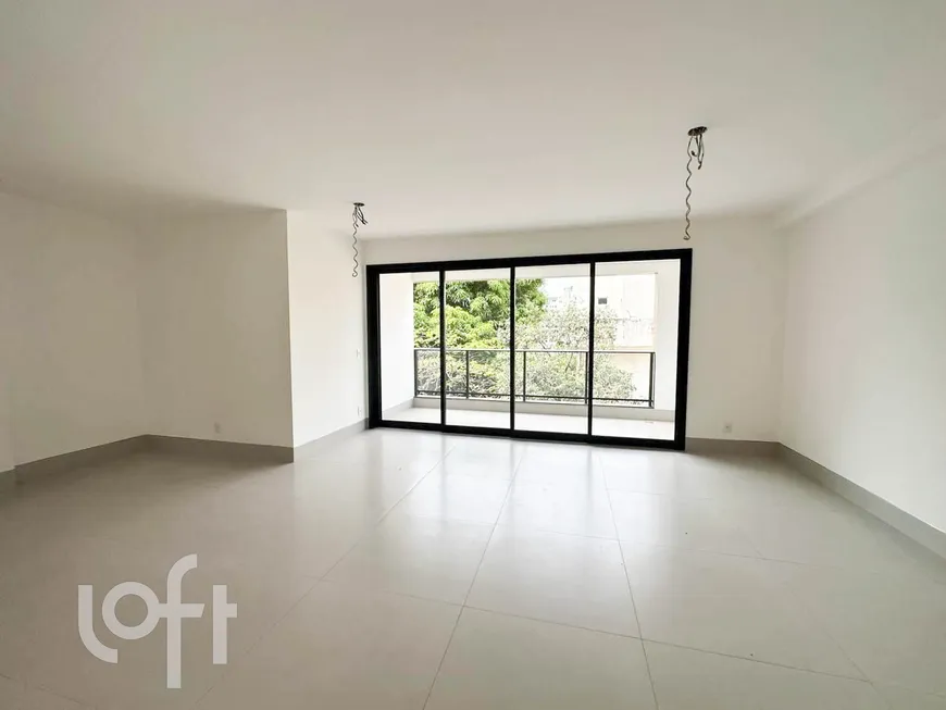 Foto 1 de Apartamento com 4 Quartos à venda, 142m² em Santo Antônio, Belo Horizonte