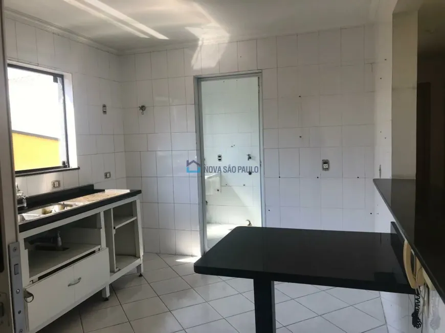 Foto 1 de Casa com 2 Quartos para alugar, 80m² em Saúde, São Paulo