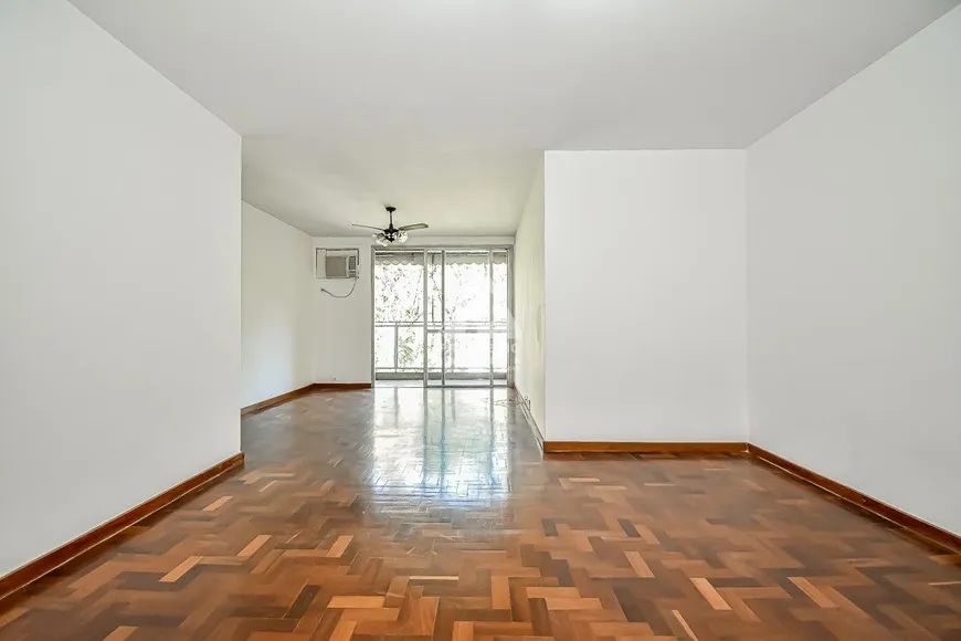 Foto 1 de Apartamento com 2 Quartos à venda, 108m² em Laranjeiras, Rio de Janeiro