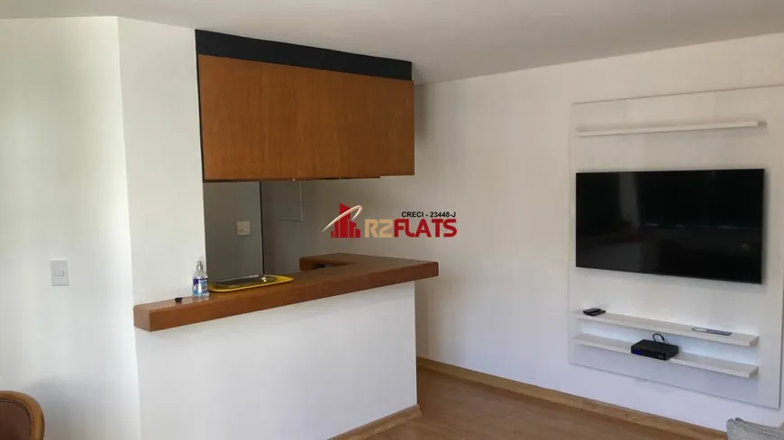 Foto 1 de Flat com 1 Quarto para alugar, 54m² em Campo Belo, São Paulo