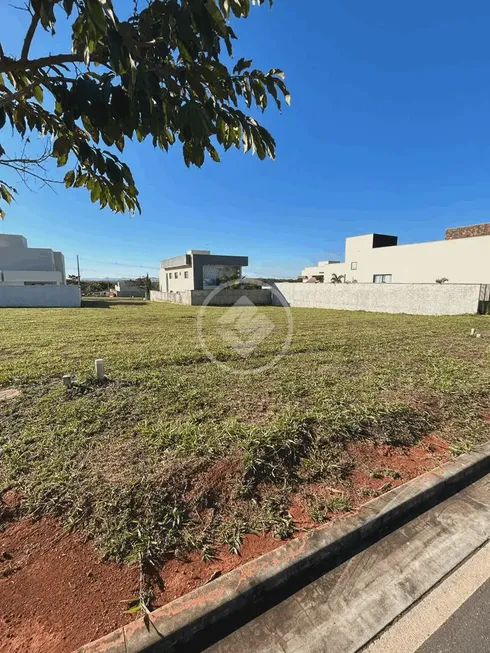 Foto 1 de Lote/Terreno à venda, 360m² em Terras Alpha Residencial 1, Senador Canedo