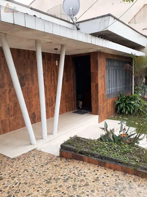 Foto 1 de Casa com 2 Quartos à venda, 250m² em Taboão, Diadema