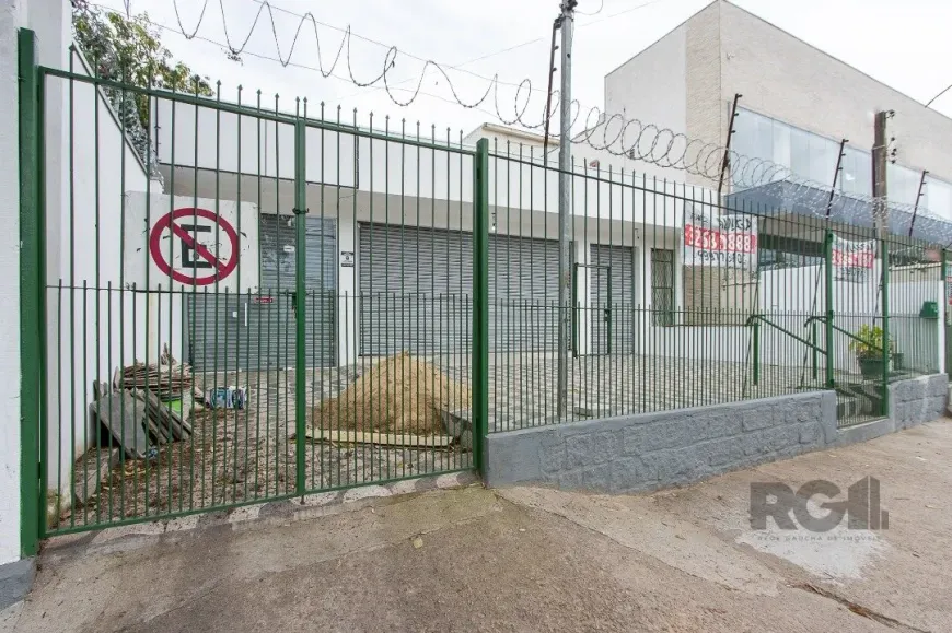 Foto 1 de Sala Comercial para alugar, 27m² em Cavalhada, Porto Alegre