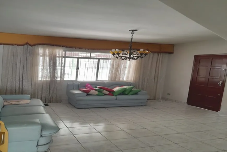 Foto 1 de Sobrado com 3 Quartos à venda, 151m² em Vila Pereira Barreto, São Paulo