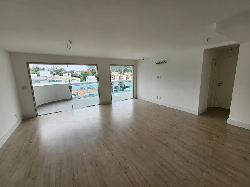 Foto 1 de Apartamento com 4 Quartos à venda, 303m² em Freguesia- Jacarepaguá, Rio de Janeiro