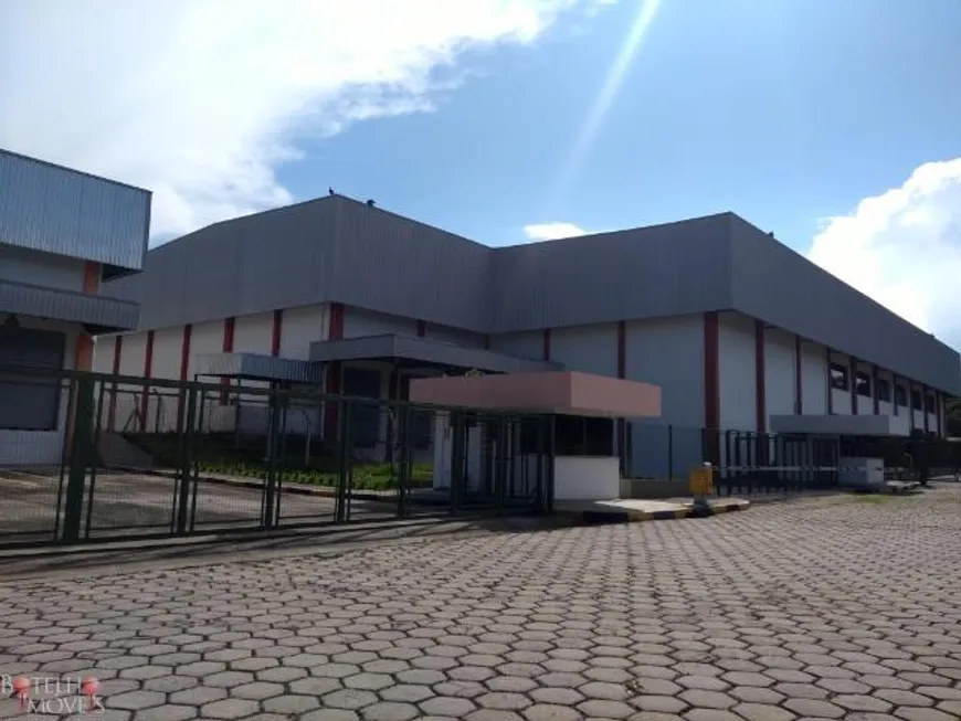 Foto 1 de Galpão/Depósito/Armazém à venda, 3100m² em Distrito Industrial I, Manaus