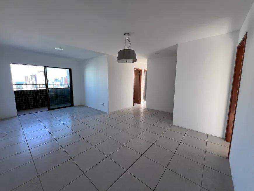 Foto 1 de Apartamento com 3 Quartos à venda, 74m² em Boa Viagem, Recife