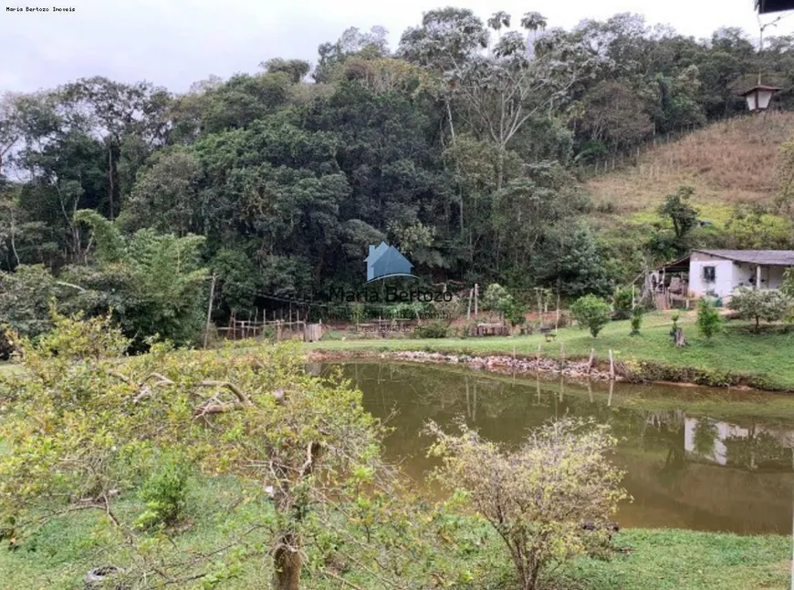 Foto 1 de Fazenda/Sítio com 4 Quartos à venda, 250m² em Chácara Bananal, Arujá