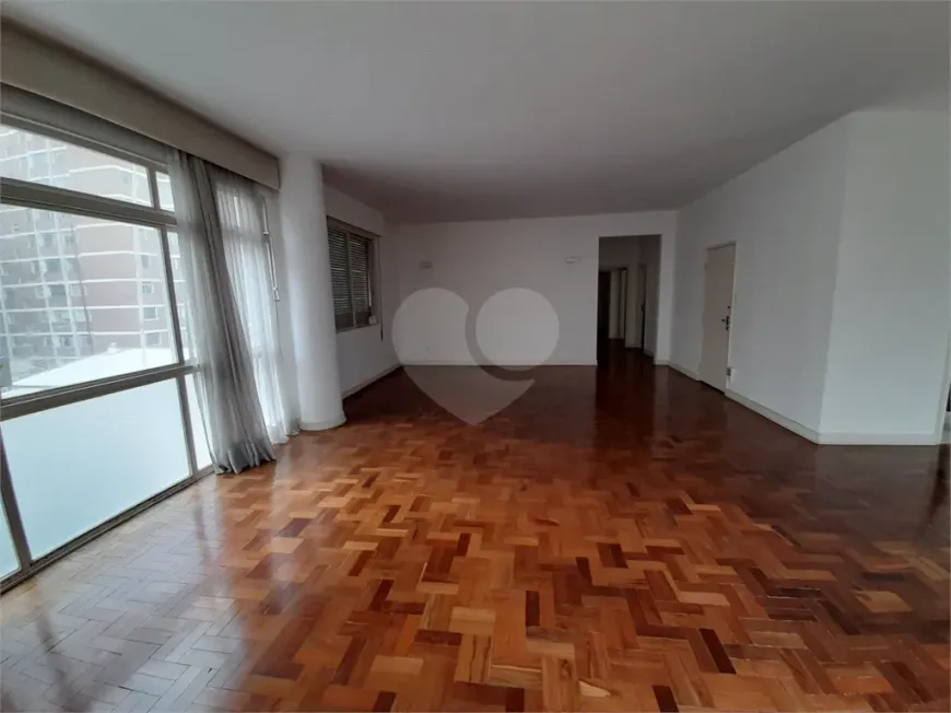 Foto 1 de Apartamento com 3 Quartos à venda, 243m² em Higienópolis, São Paulo