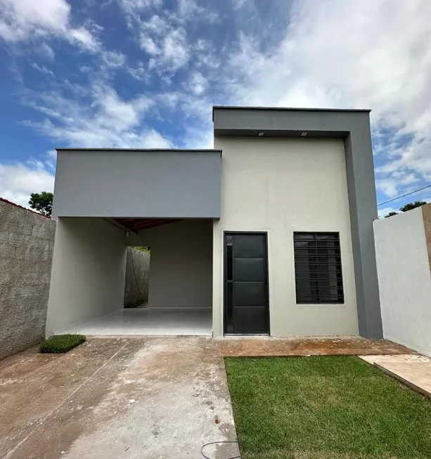 Foto 1 de Casa com 2 Quartos à venda, 71m² em Conceição, Feira de Santana