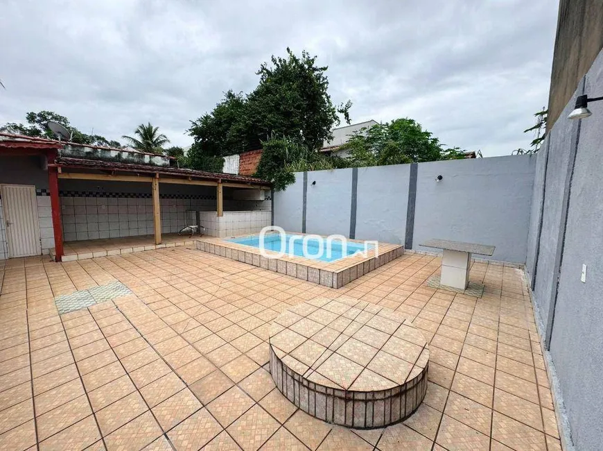 Foto 1 de Casa com 3 Quartos à venda, 280m² em Setor Goiânia 2, Goiânia