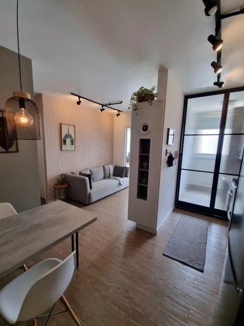 Foto 1 de Apartamento com 2 Quartos à venda, 62m² em Vila Ipojuca, São Paulo