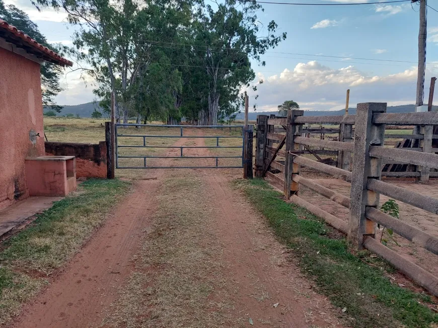 Foto 1 de Fazenda/Sítio com 7 Quartos à venda em , Itarumã