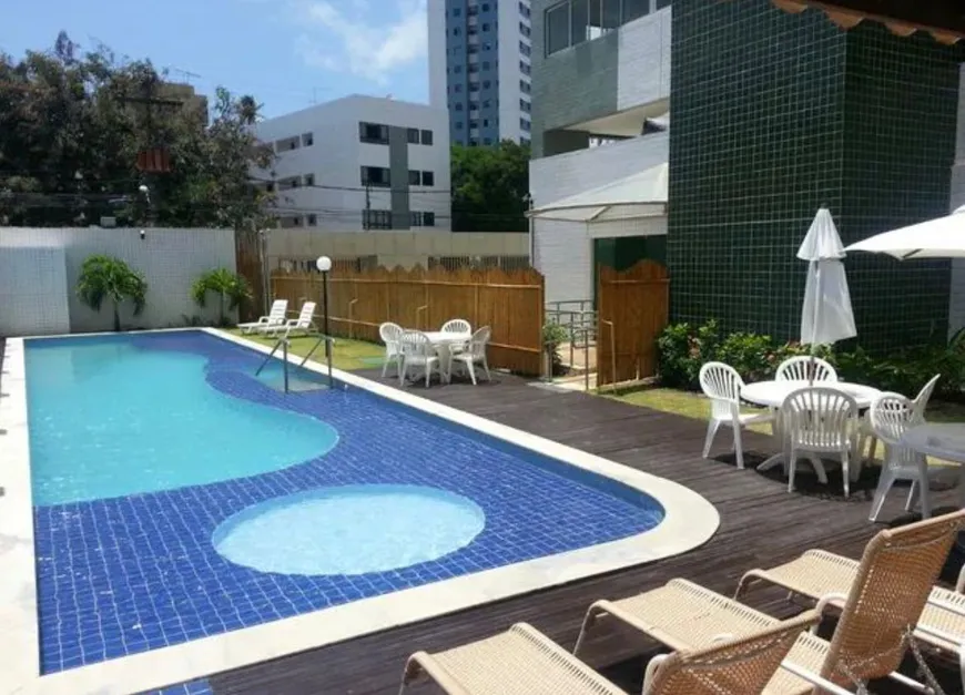 Foto 1 de Apartamento com 3 Quartos à venda, 70m² em Encruzilhada, Recife