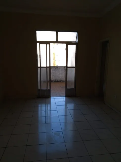 Foto 1 de Apartamento com 1 Quarto para venda ou aluguel, 50m² em Vila da Penha, Rio de Janeiro