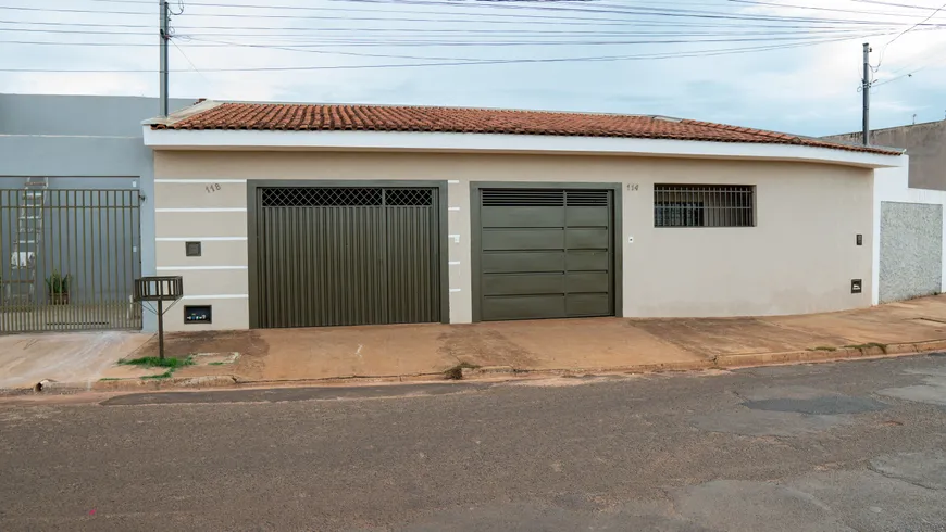 Foto 1 de Casa com 2 Quartos à venda, 178m² em Residencial Pedro Julian Potunduva, Jaú