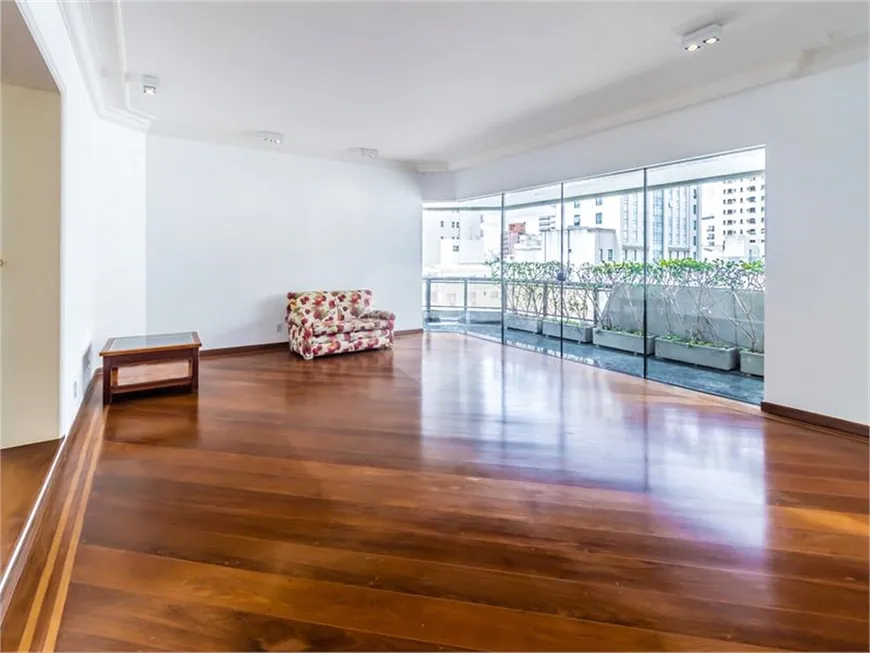 Foto 1 de Apartamento com 4 Quartos à venda, 341m² em Jardim Paulista, São Paulo