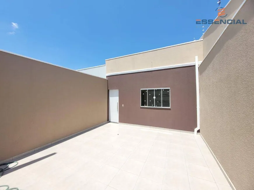 Foto 1 de Casa com 2 Quartos à venda, 62m² em Residencial Livia, Botucatu