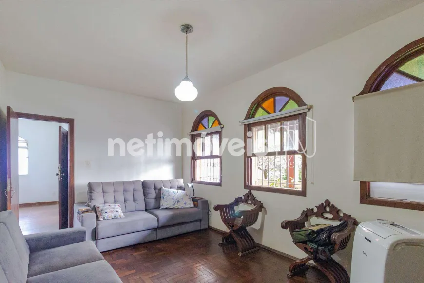 Foto 1 de Casa com 3 Quartos à venda, 316m² em Alípio de Melo, Belo Horizonte