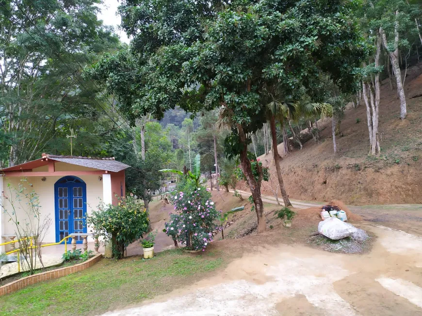 Foto 1 de Fazenda/Sítio com 3 Quartos à venda, 50000m² em Retiro, Volta Redonda