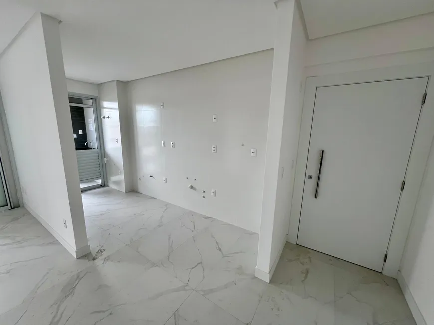 Foto 1 de Apartamento com 3 Quartos à venda, 96m² em Canto, Florianópolis