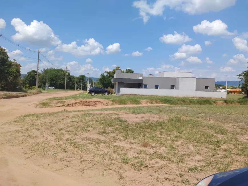 Foto 1 de Lote/Terreno à venda, 450m² em Jardim Ninho Verde II, Pardinho