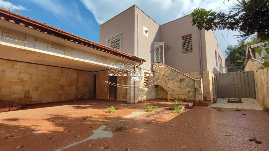 Foto 1 de Casa com 3 Quartos para alugar, 227m² em Centro, Piracicaba