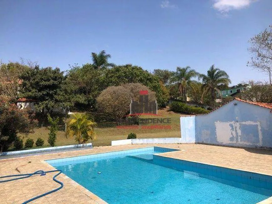 Foto 1 de Fazenda/Sítio com 3 Quartos à venda, 240m² em Jardim Santa Herminia, São José dos Campos