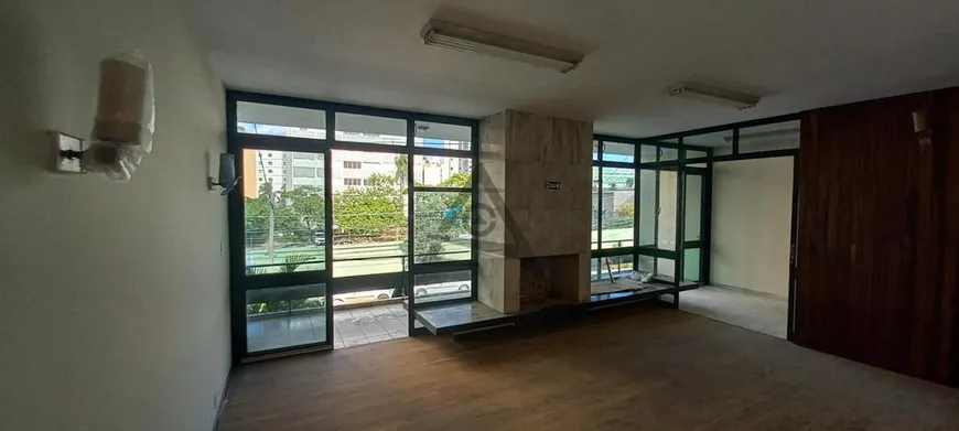 Foto 1 de Imóvel Comercial com 8 Quartos para alugar, 427m² em Bosque, Campinas