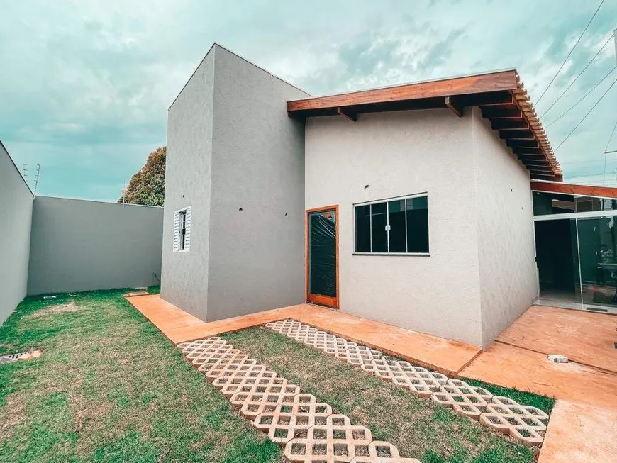 Foto 1 de Casa com 3 Quartos à venda, 78m² em Santo Antônio, Campo Grande