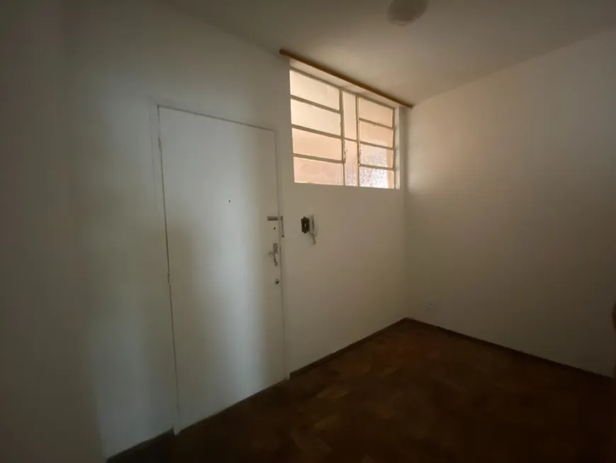 Foto 1 de Apartamento com 1 Quarto para venda ou aluguel, 40m² em Centro, Juiz de Fora