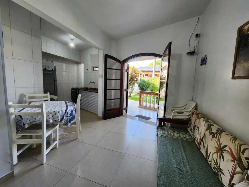 Foto 1 de Apartamento com 2 Quartos à venda, 55m² em Praia das Toninhas, Ubatuba