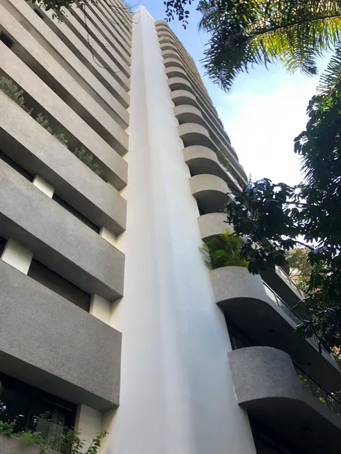 Foto 1 de Apartamento com 3 Quartos à venda, 245m² em Jardim Paulista, São Paulo