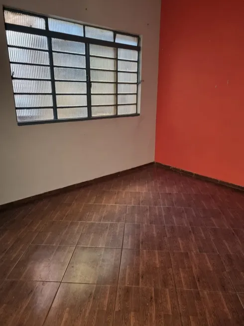 Foto 1 de Casa com 3 Quartos para alugar, 200m² em Perdizes, São Paulo