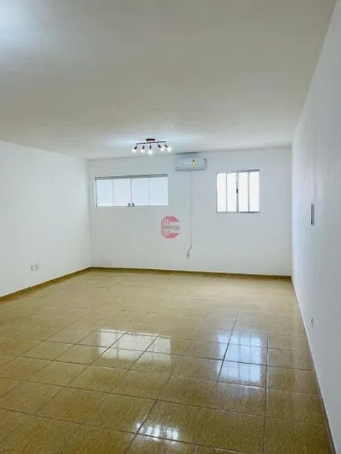 Foto 1 de Sala Comercial com 1 Quarto para alugar, 49m² em Centro, Jundiaí