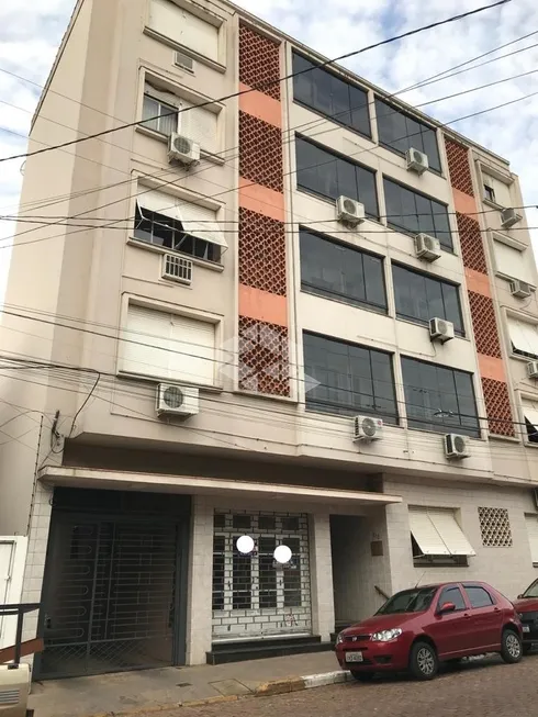 Foto 1 de Apartamento com 3 Quartos para alugar, 85m² em Marques Ribeiro, Cachoeira do Sul