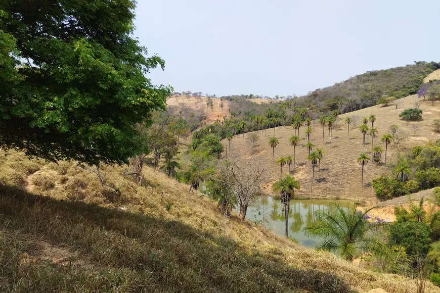 Foto 1 de Lote/Terreno à venda, 20000m² em Zona Rural, Jaboticatubas