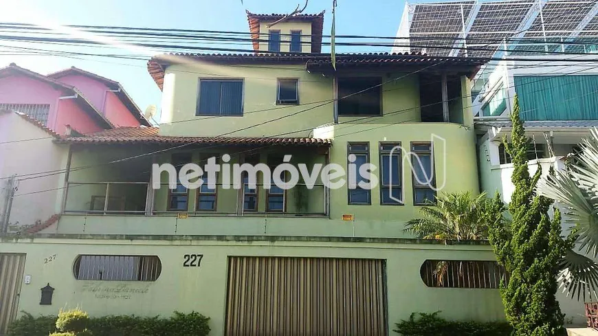 Foto 1 de Casa com 3 Quartos à venda, 571m² em Jardim Riacho das Pedras, Contagem