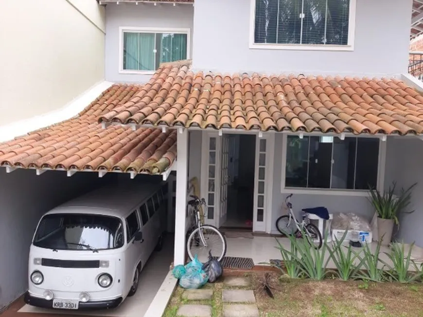 Foto 1 de Casa com 4 Quartos à venda, 170m² em Riviera Fluminense, Macaé
