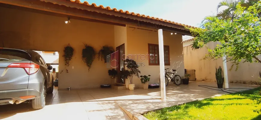 Foto 1 de Casa com 3 Quartos à venda, 231m² em Tulipas, Jundiaí