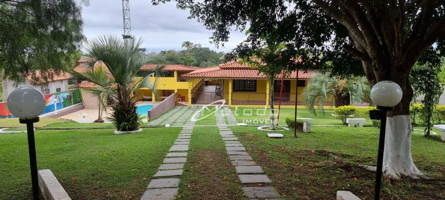 Foto 1 de Fazenda/Sítio com 4 Quartos à venda, 5m² em Parque Agrinco , Guararema
