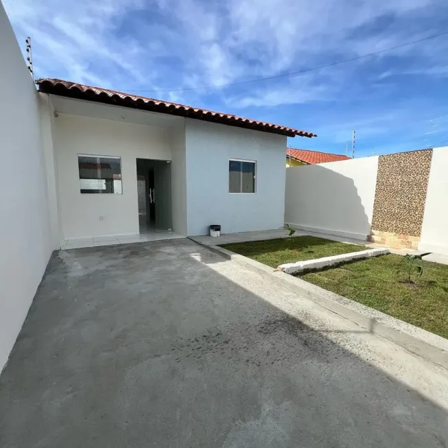 Foto 1 de Casa com 2 Quartos à venda, 115m² em Conceição, Feira de Santana