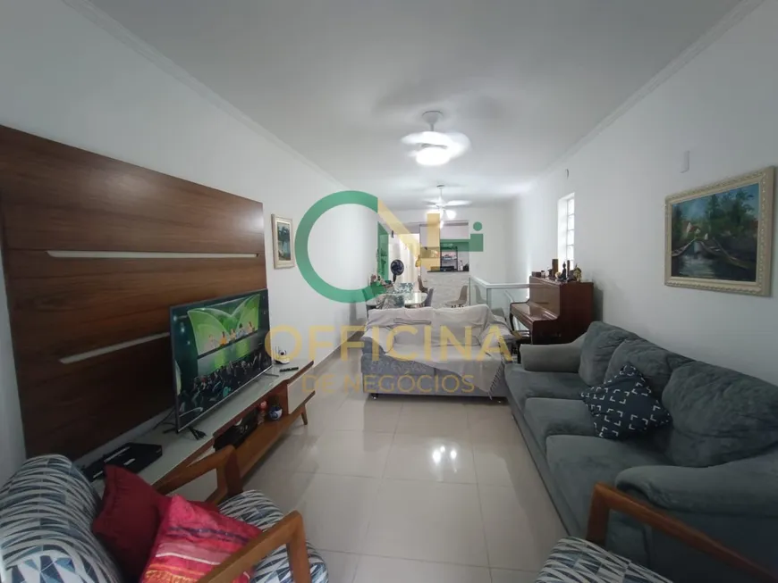 Foto 1 de Casa com 3 Quartos à venda, 128m² em Ponta da Praia, Santos
