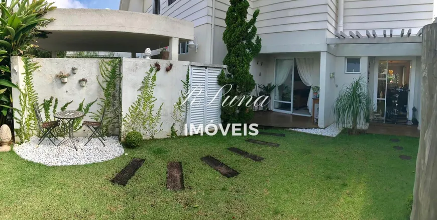 Foto 1 de Casa de Condomínio com 3 Quartos à venda, 180m² em Alphaville, Santana de Parnaíba