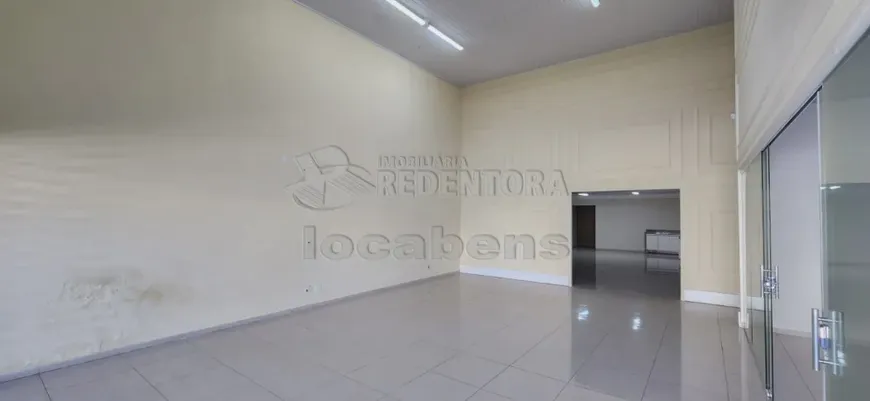 Foto 1 de Galpão/Depósito/Armazém à venda, 240m² em Parque Industrial, São José do Rio Preto